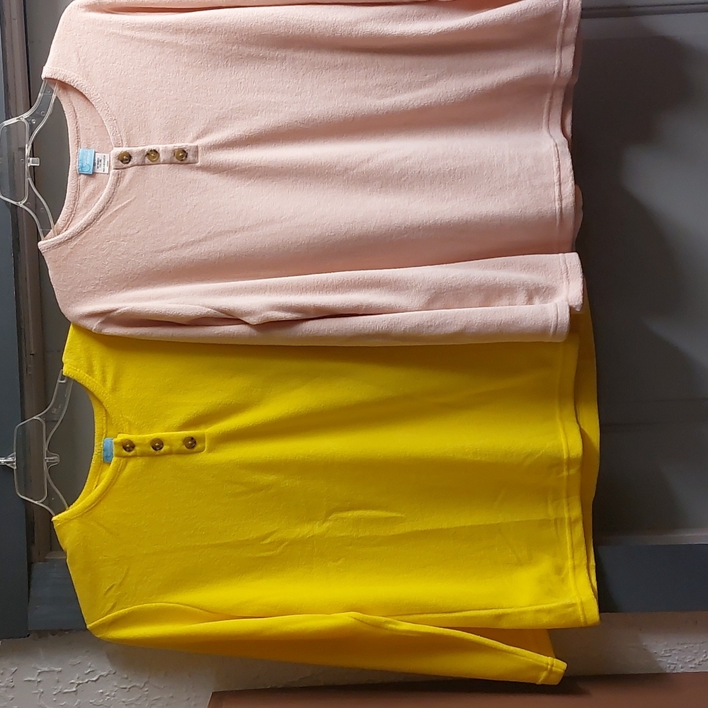 Feather Fleece Hensley Top ( Yellow Only. ) Sz Lg